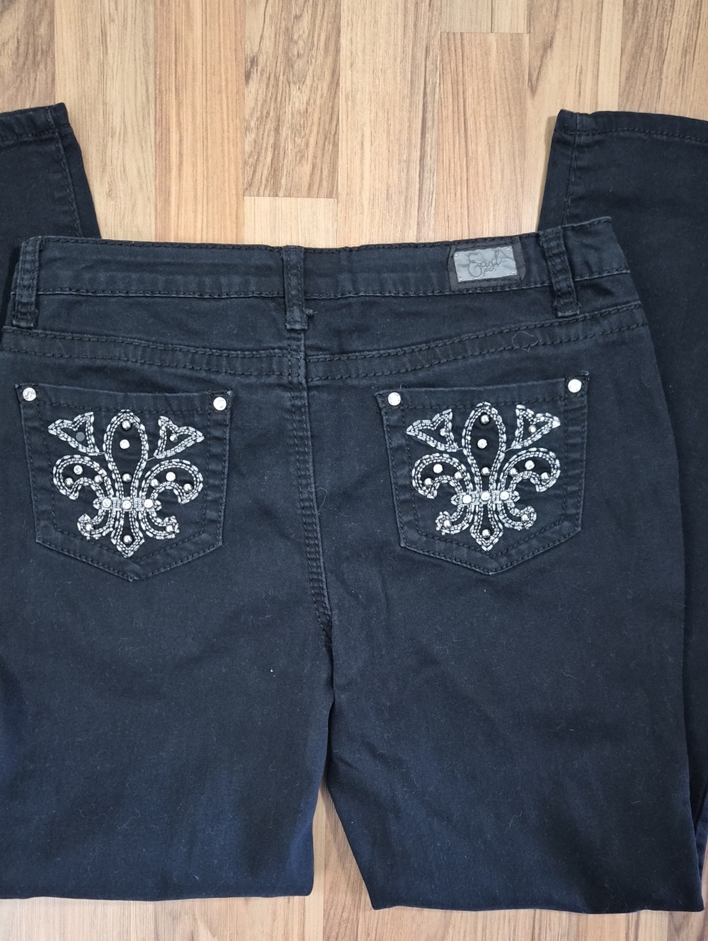 Earl Jeans Black Boot Cut Women's Jeans with Rhinestone Fleur-de-Lis